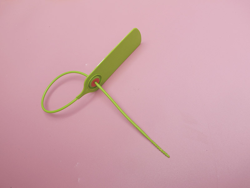 Metal Insert Pull tight Adjustable Length Plastic Seal